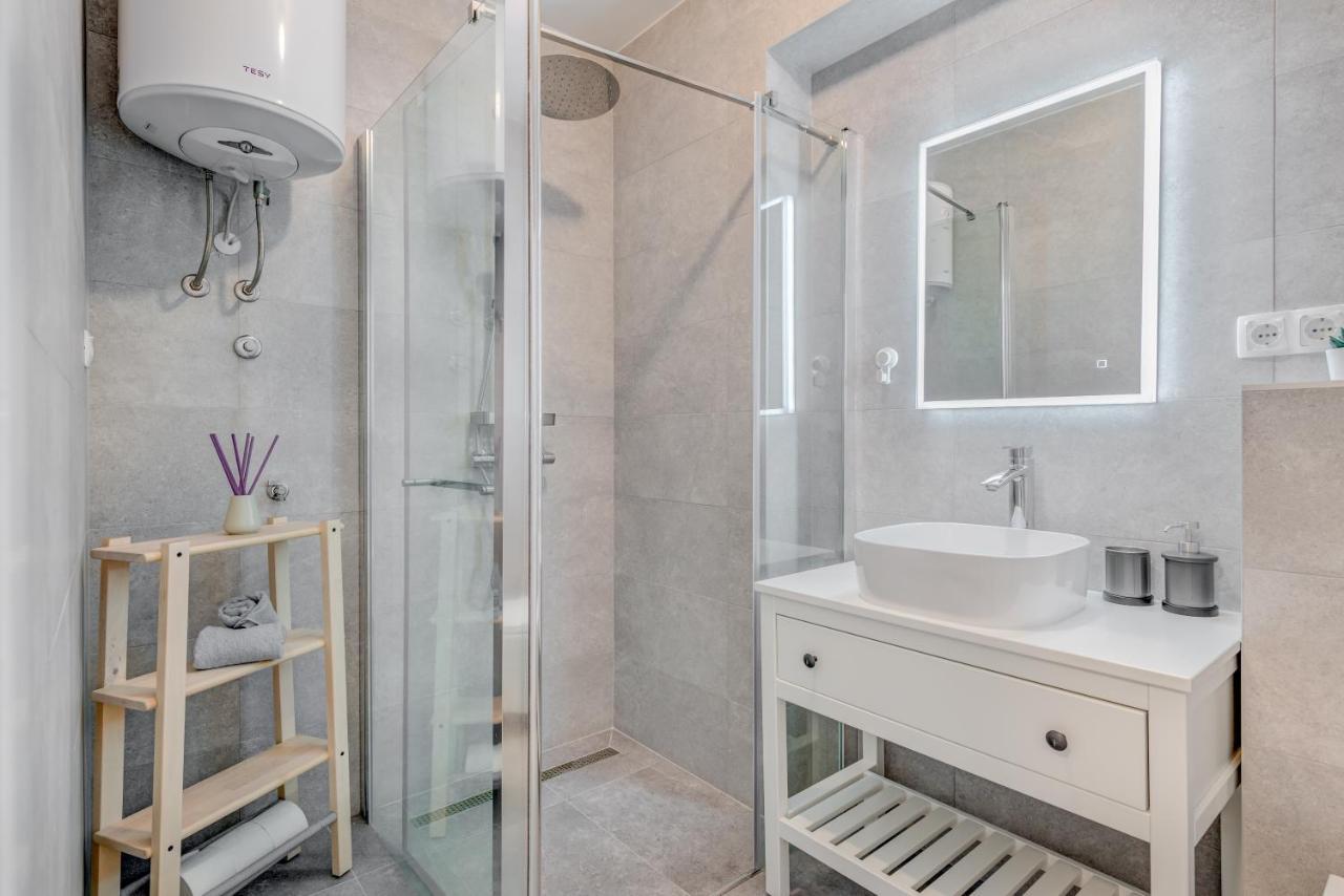 New And Chic Place Near Old Town Of Τρογκίρ Εξωτερικό φωτογραφία