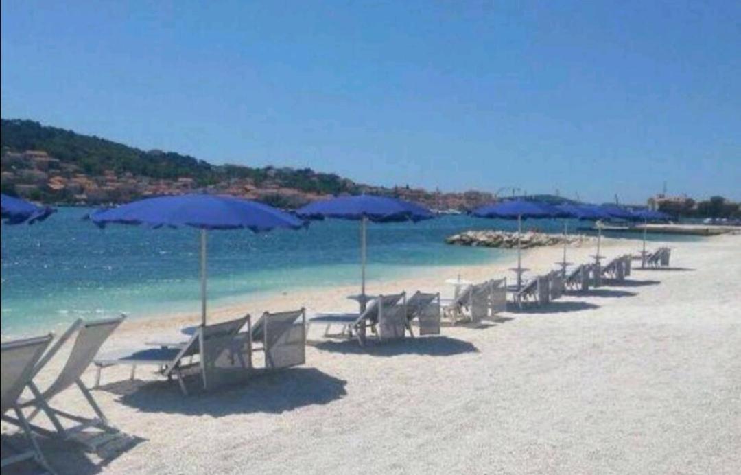 New And Chic Place Near Old Town Of Τρογκίρ Εξωτερικό φωτογραφία